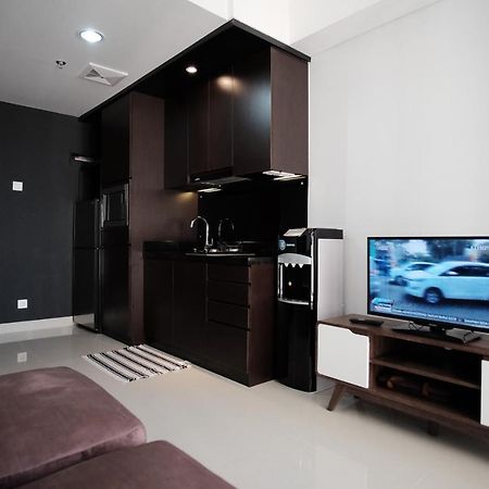 2 Bedrooms - Royal Olive Apartment - Pejaten South Of Джакарта Екстер'єр фото