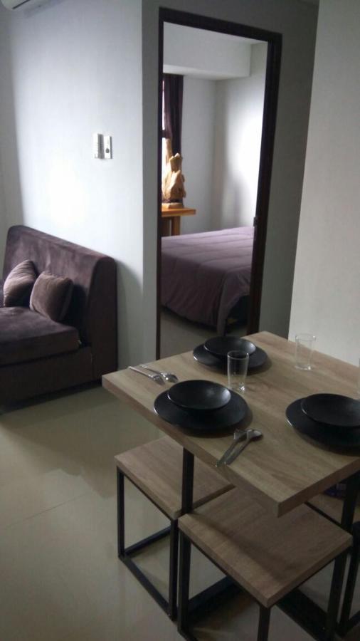 2 Bedrooms - Royal Olive Apartment - Pejaten South Of Джакарта Екстер'єр фото