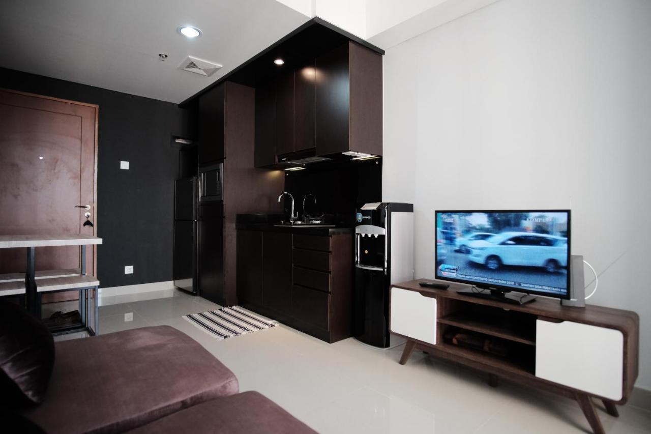 2 Bedrooms - Royal Olive Apartment - Pejaten South Of Джакарта Екстер'єр фото